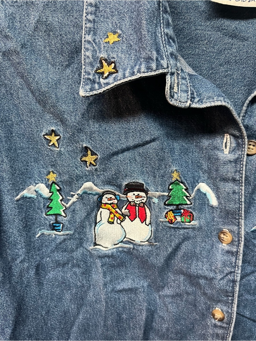Basic Editions Holiday Denim Shirt in Medium Blue - Picture 3 of 5